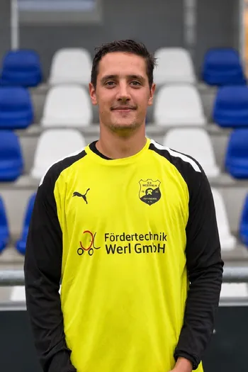 Paul Kirchhoff